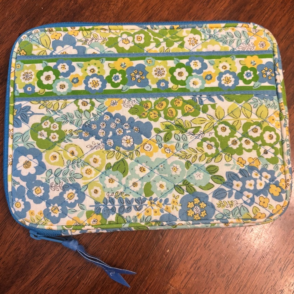 Vera Bradley English Meadow Tablet Sleeve